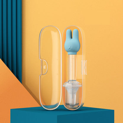 Dose Douceur: Le Distributeur de Médicaments Innovant pour Bébé